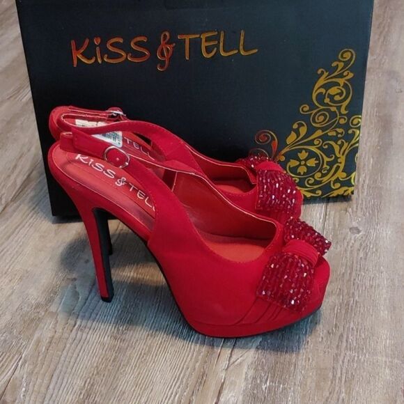 Kiss & Tell red suede and sequin bow heels Sz 8 - Picture 5 of 6
